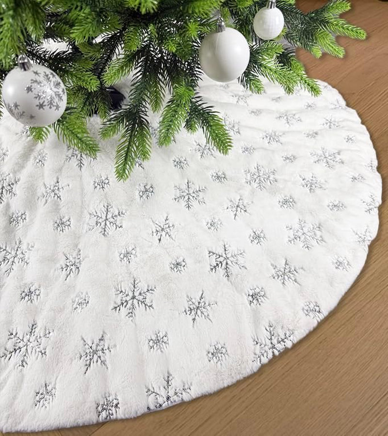 48 Inch Sequin Faux Fur Christmas Tree Skirt Decoration for Merry Christmas Party White Plush Silver Sequin Snowflake Xmas Christmas Tree Skirt Decorations